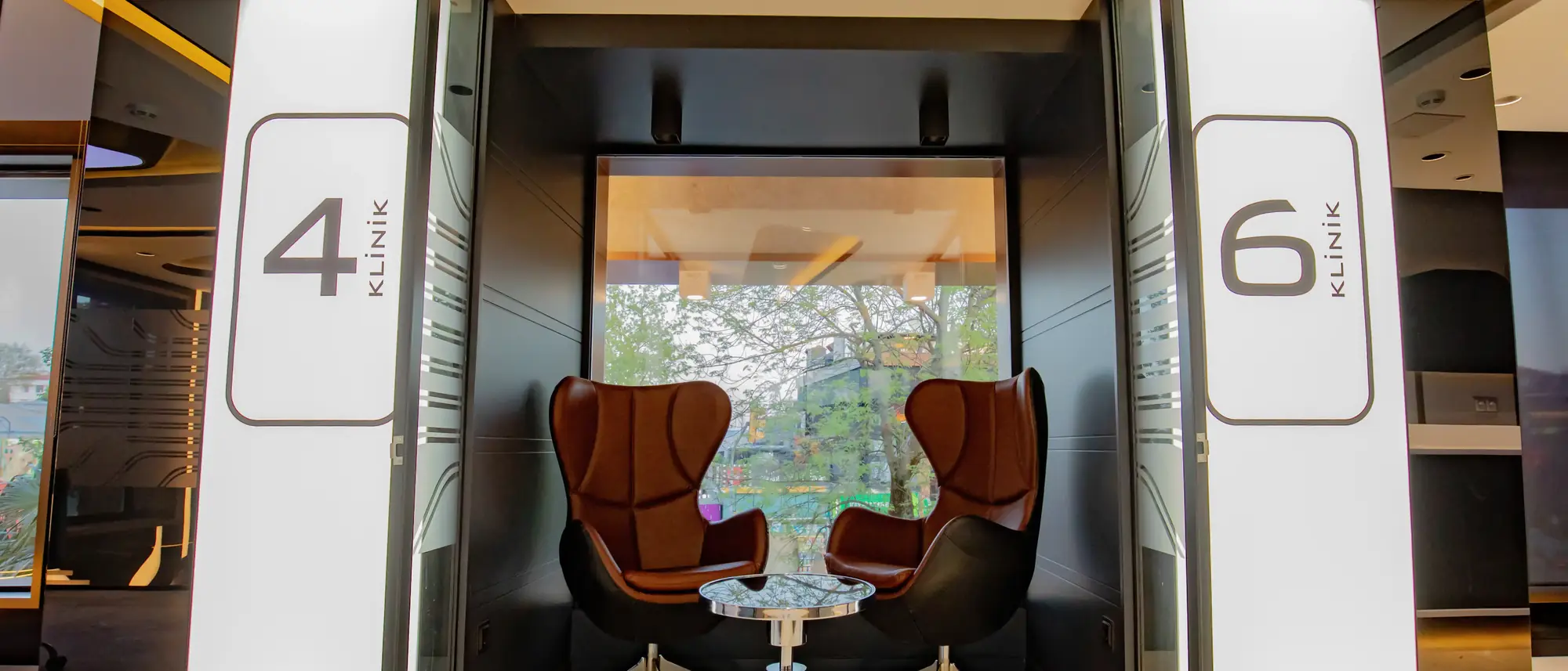 Seating between two treatment rooms numbered 4 and 6 at our Istanbul clinic